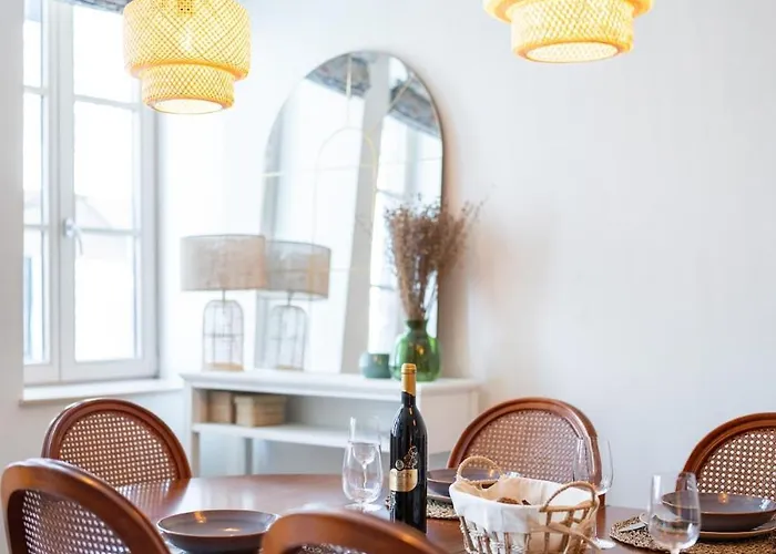 Sejour Cosy Au Coeur Historique *